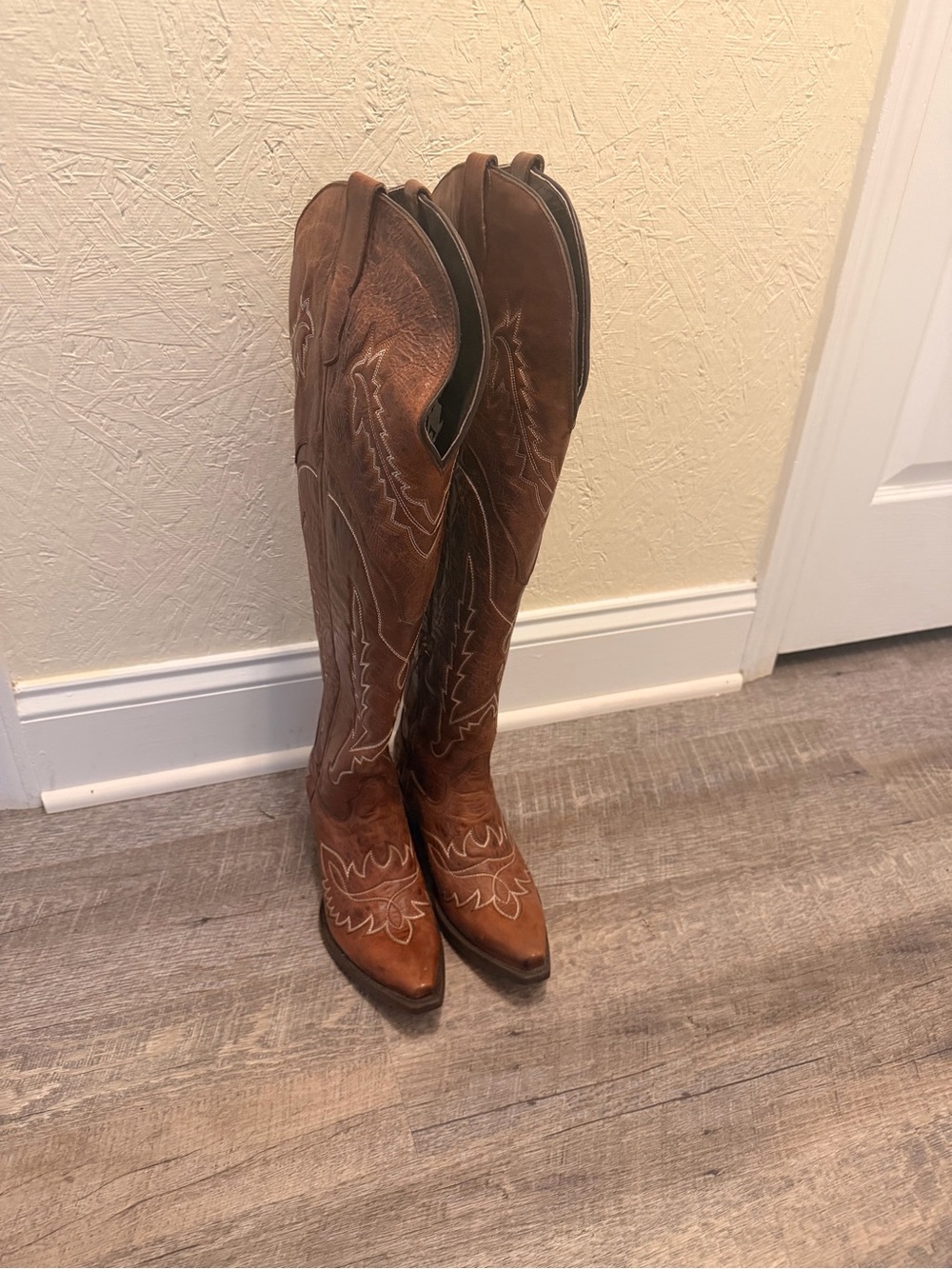 Alpha Tan Brown Over-the-Knee Western Boots with Stitching